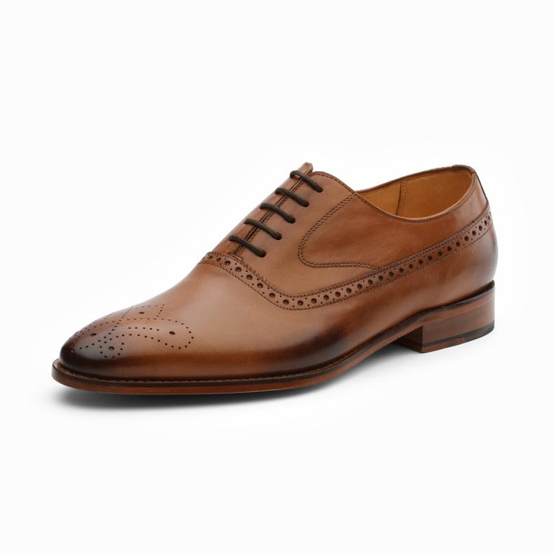 MEDALLION BROGUE OXFORD – TAN – Shoenation